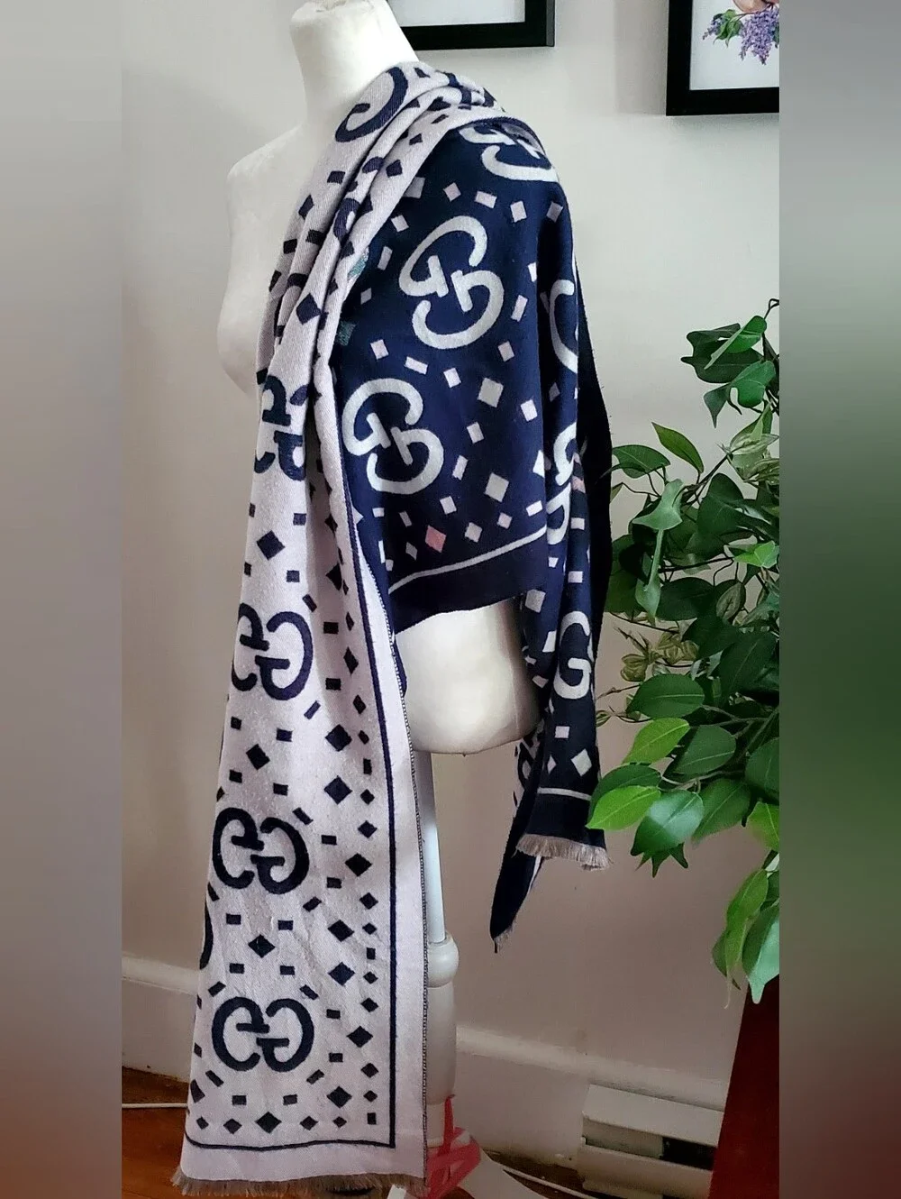 Source Unknown luxurious navy